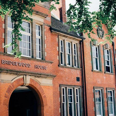 Bridgewood House Hotel Stafford Esterno foto